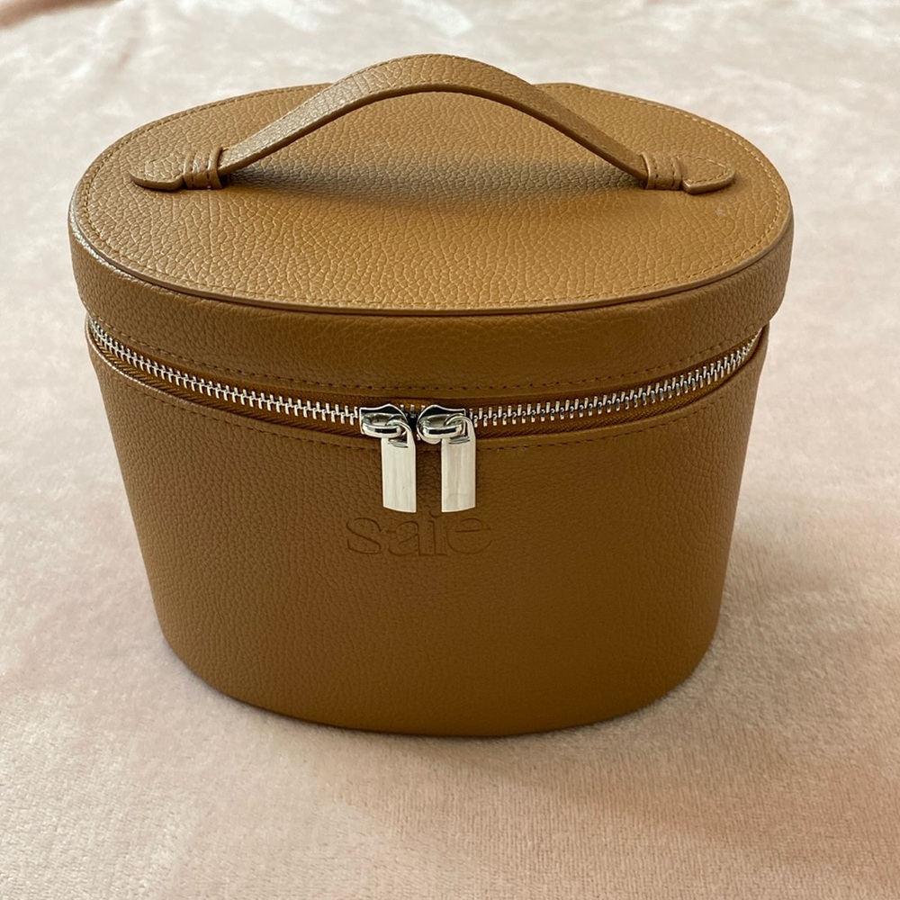 Saie vanity case